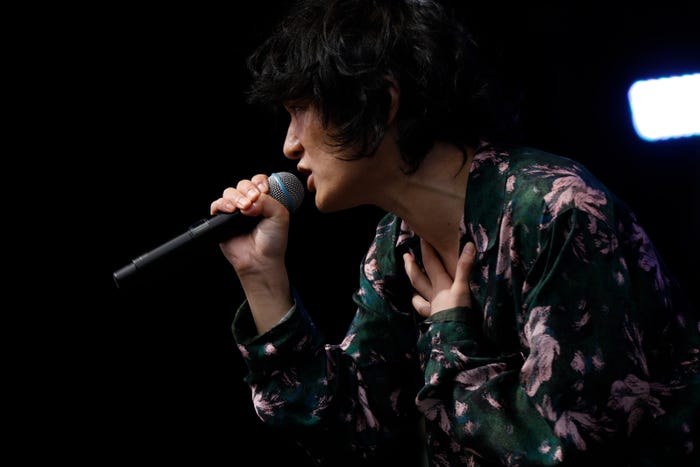 石崎ひゅーい(提供写真)