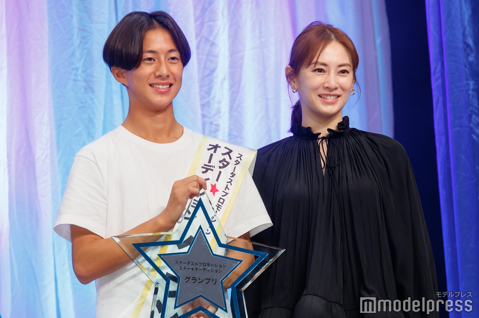 佐藤来未登さん、北川景子（C）モデルプレス