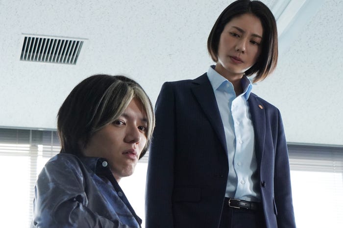 濱田龍臣、松下奈緒「大追跡~警視庁SSBC強行犯係~」第5話(C)テレビ朝日・東映