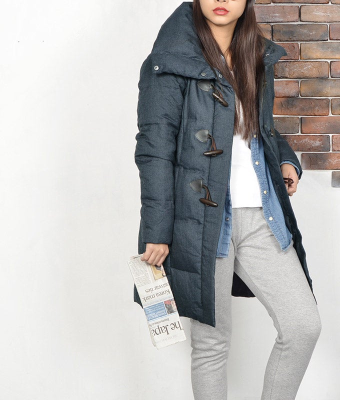 たっぷりボリュームのあったかダウンダッフルコート「coca」9,990円（税込）／画像提供：coca