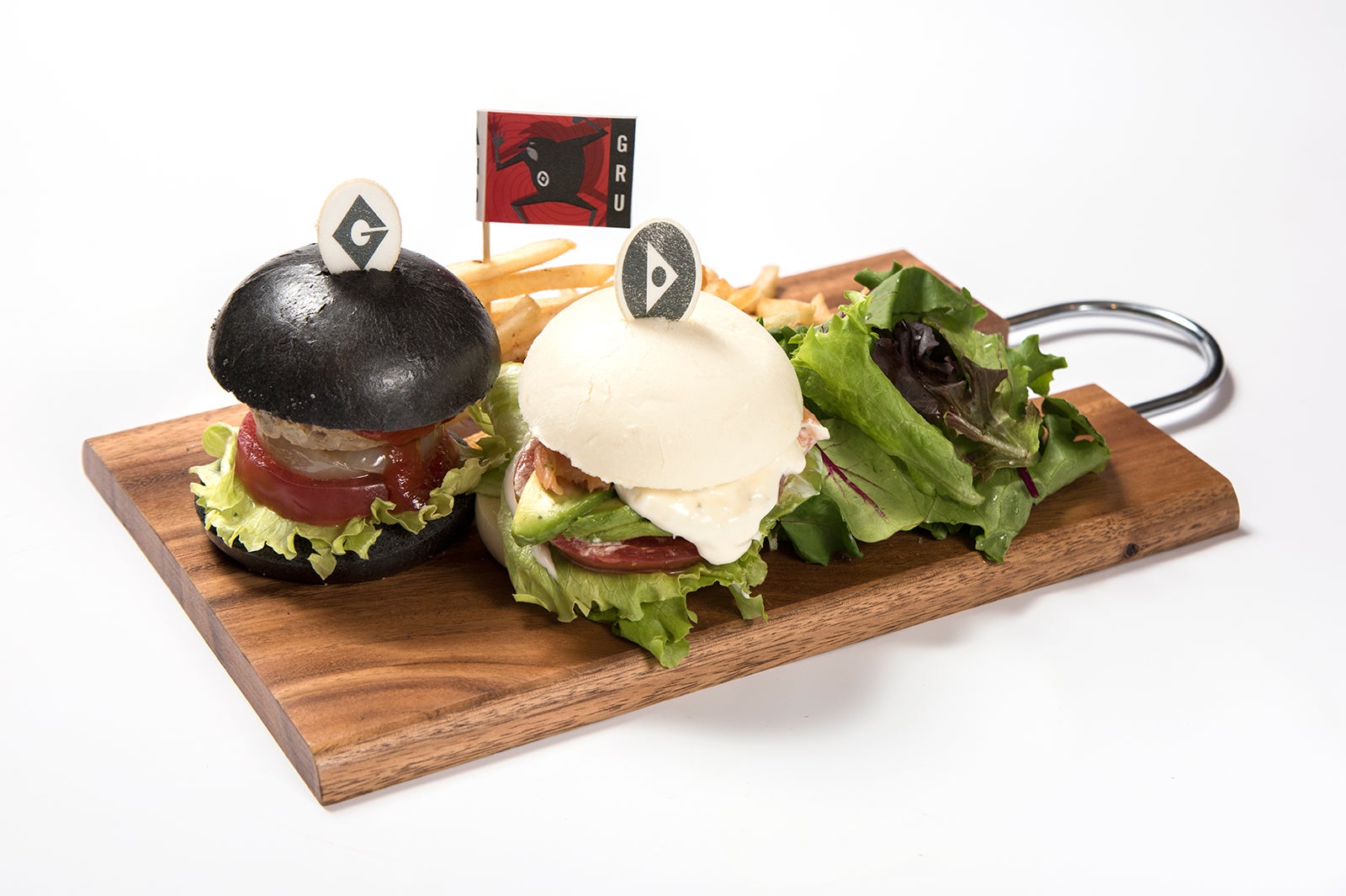 グルーとドルーのツインズバーガー 
￥1,390（C）Universal Studios．