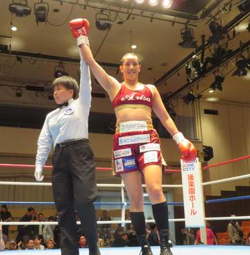津端ありさ デビュー4連勝 24年プロ転向の元五輪有力候補 「TKOでまとめられてよかった」