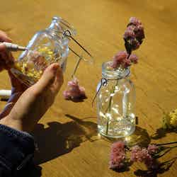 「光る!お絵かきボトルランタンづくり」1,200円/提供画像