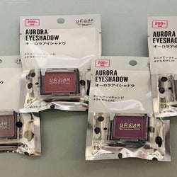 化粧ポーチの必需品!【キャンドゥ&ダイソー】「アイメイク商品」3選