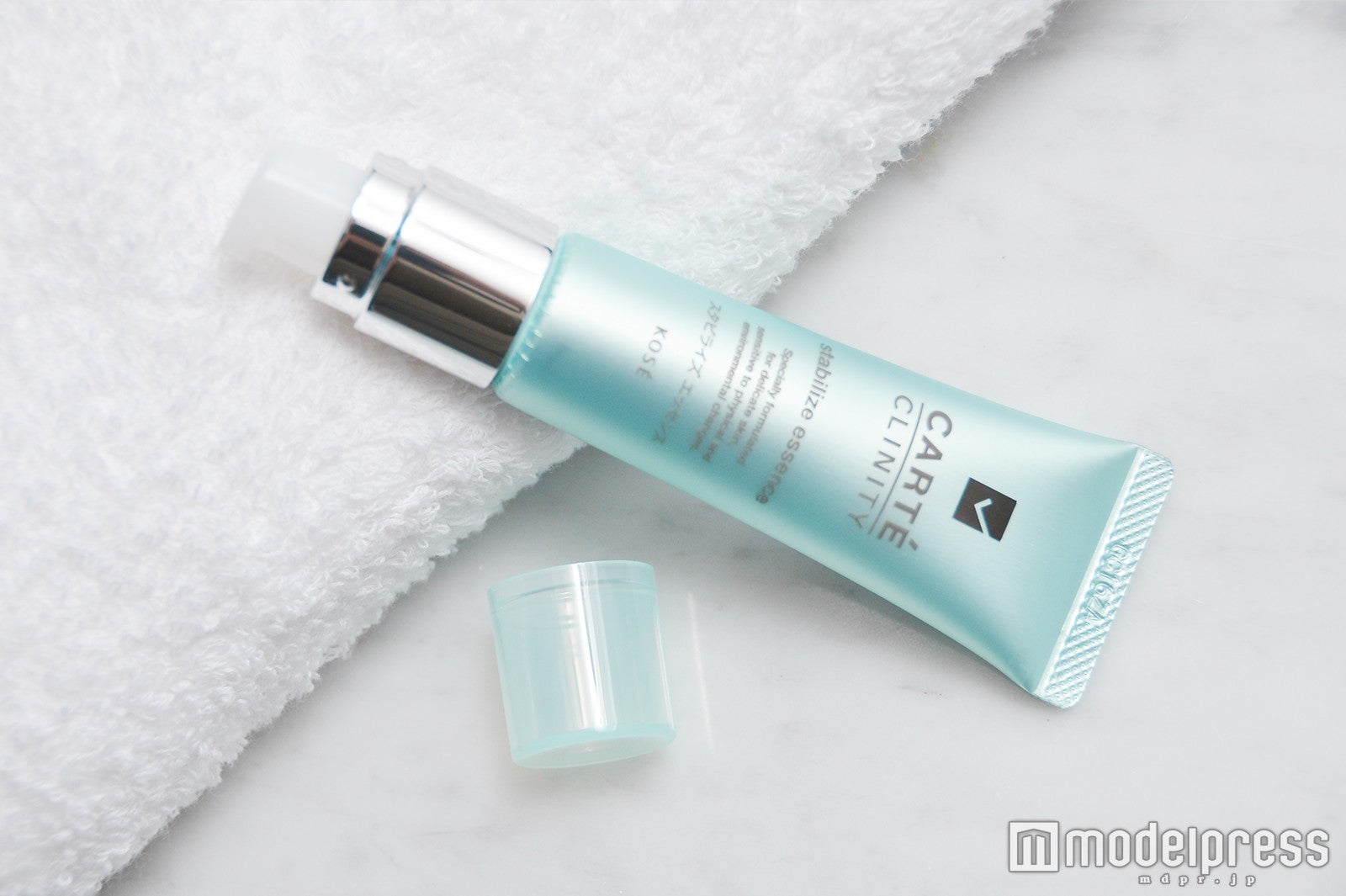 洗顔後に2～3プッシュ馴染ませるだけ（C）モデルプレス