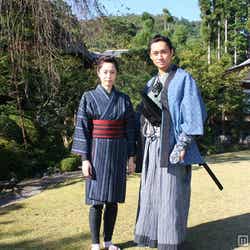 (左から)青山倫子、渡辺大