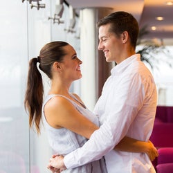 女性が思わず「ムラついた時にするサイン」の見極め方とは