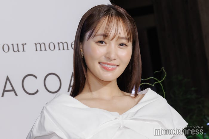 菅井友香(C)モデルプレス