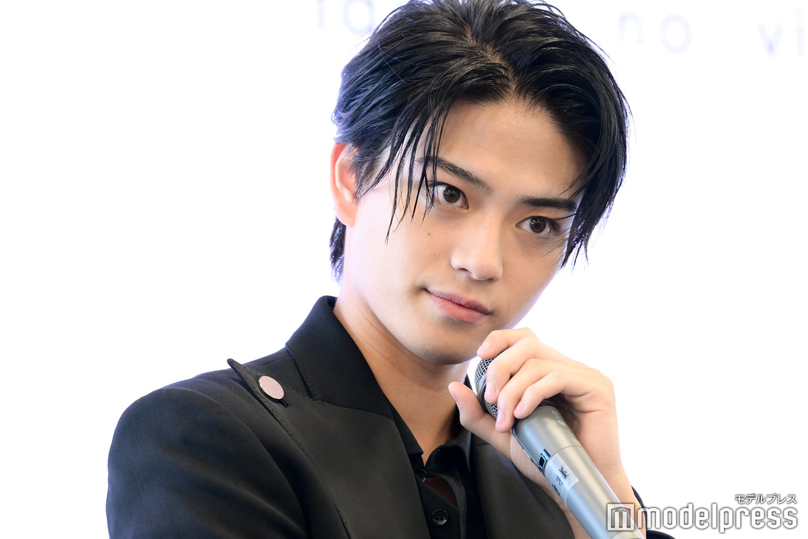 小西詠斗、岩瀬洋志から“深夜のお誘い” ビジュアル完成度に衝撃 小西詠斗、岩瀬洋志から“深夜のお誘い” ビジュアル完成度に衝撃