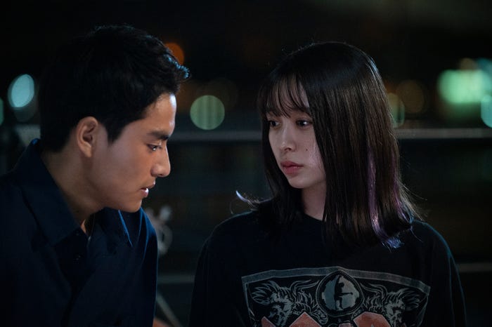 田鍋梨々花、藤枝喜輝/「17.3 about a sex」(C)AbemaTV, Inc.
