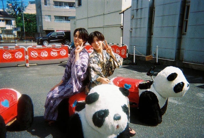 前田大輔、西山智樹「山里亮太の愛情ナレーション」(提供写真)