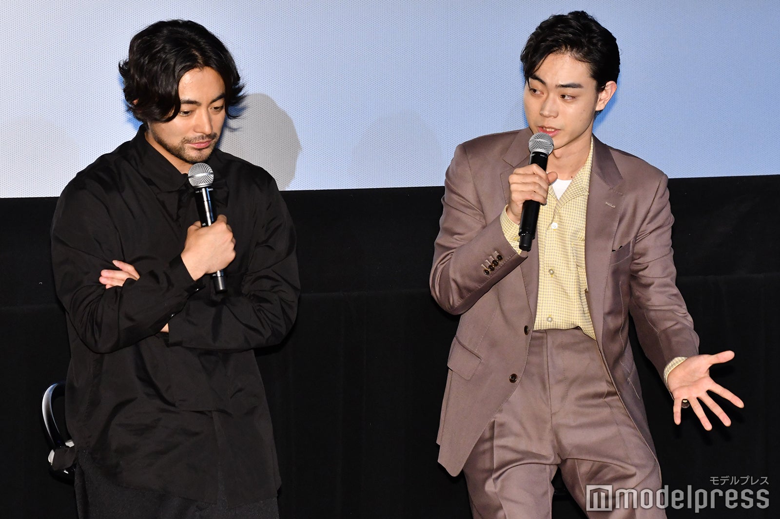 山田孝之、菅田将暉 （C）モデルプレス