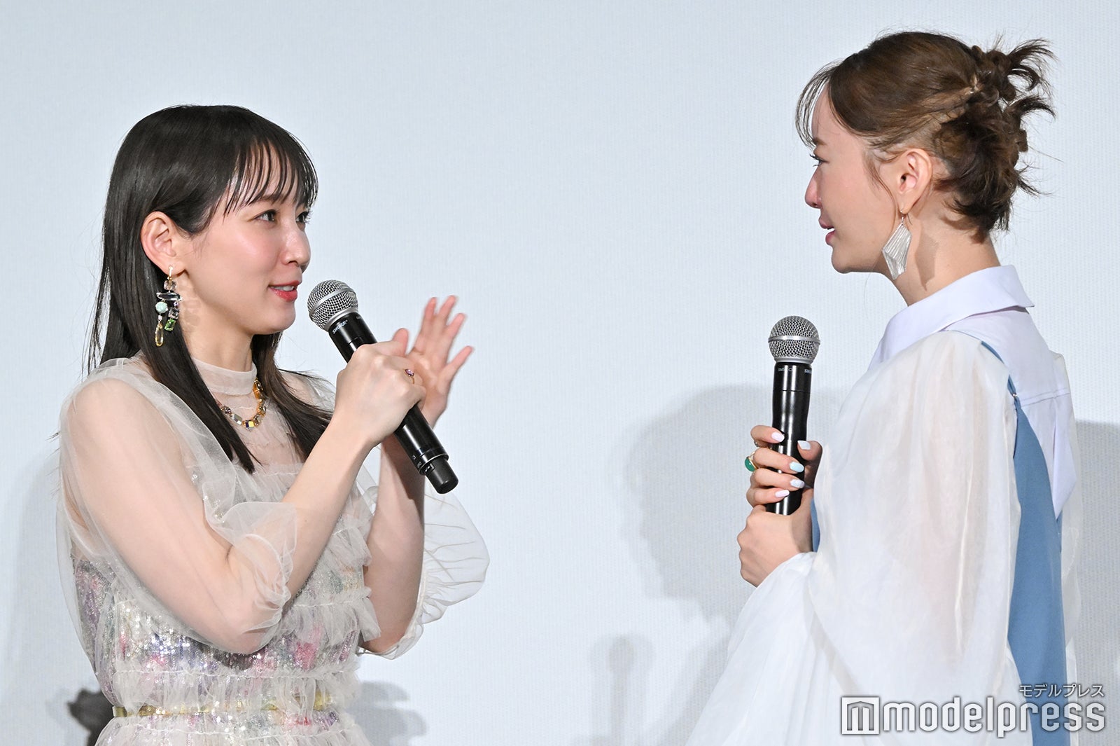 吉岡里帆、松本まりか（C）モデルプレス