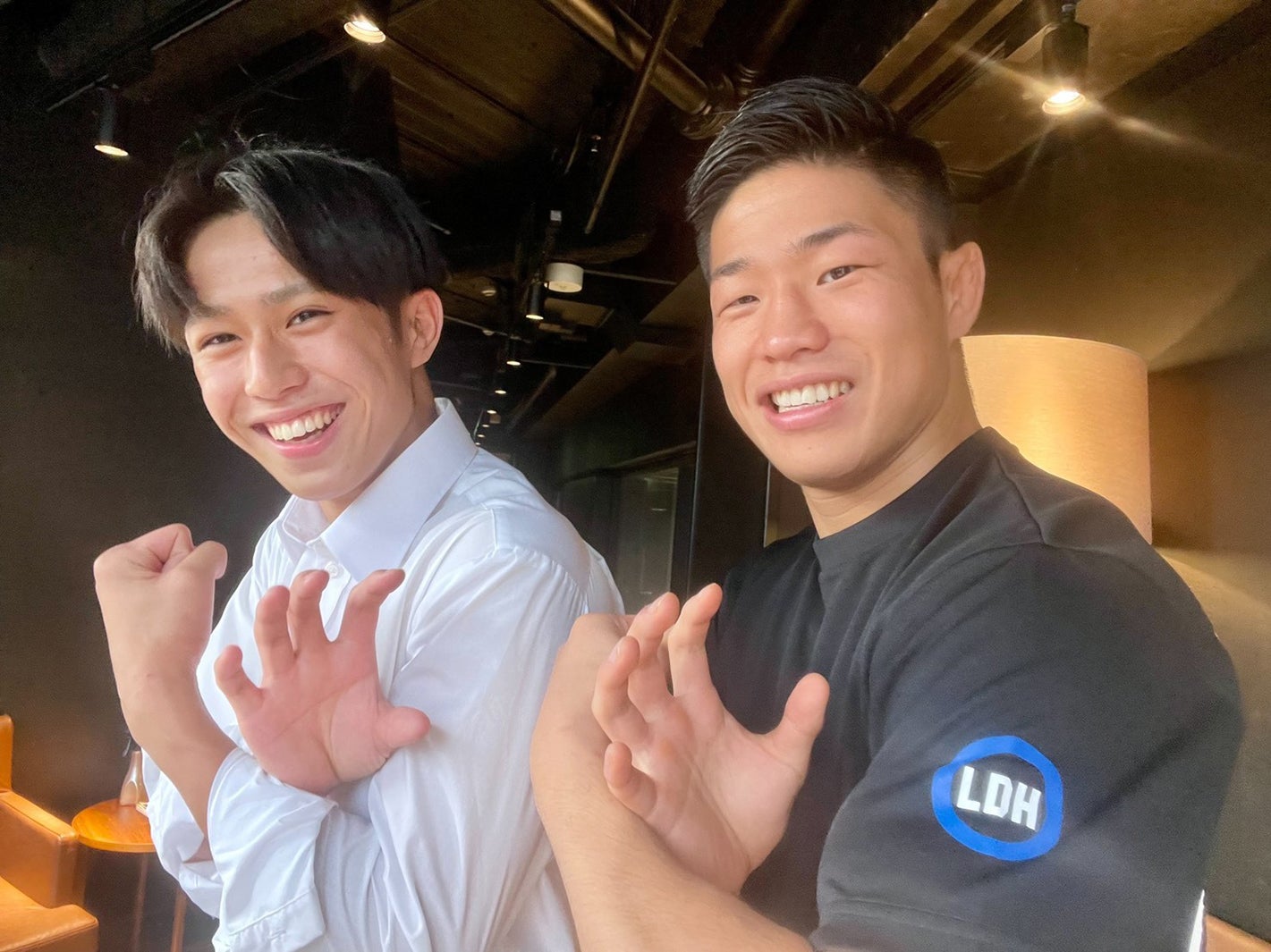 鈴木崇矢（左）（提供写真）