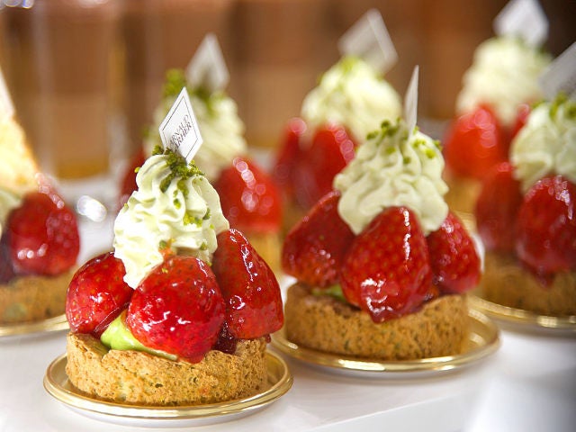 carousel_3679a8718475f6a24310657946f198e