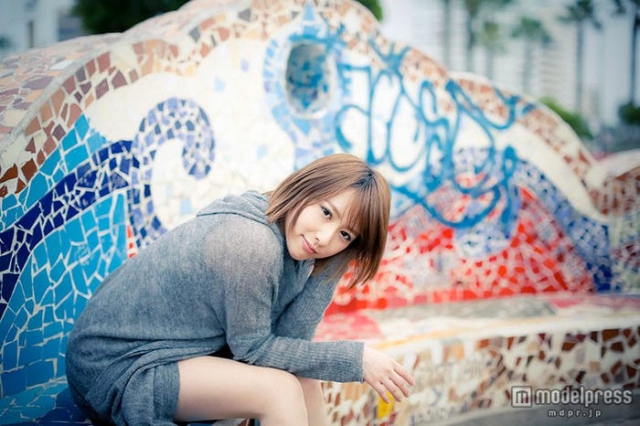 美人過ぎるアニソンシンガー藍井エイル