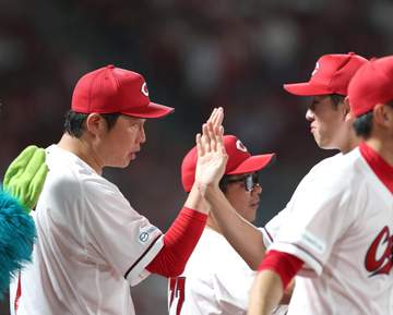 広島 新井監督「エースと対戦したことを糧にして」先発・斉藤の次回先発起用も明言 「自分との勝負から相手との勝負に少しずつなってきている」