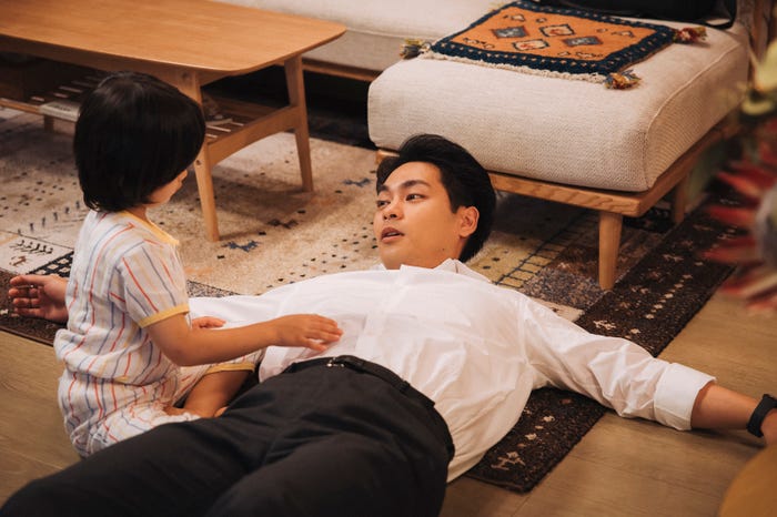 佐藤大空、柳楽優弥「ライオンの隠れ家」第4話(C)TBS