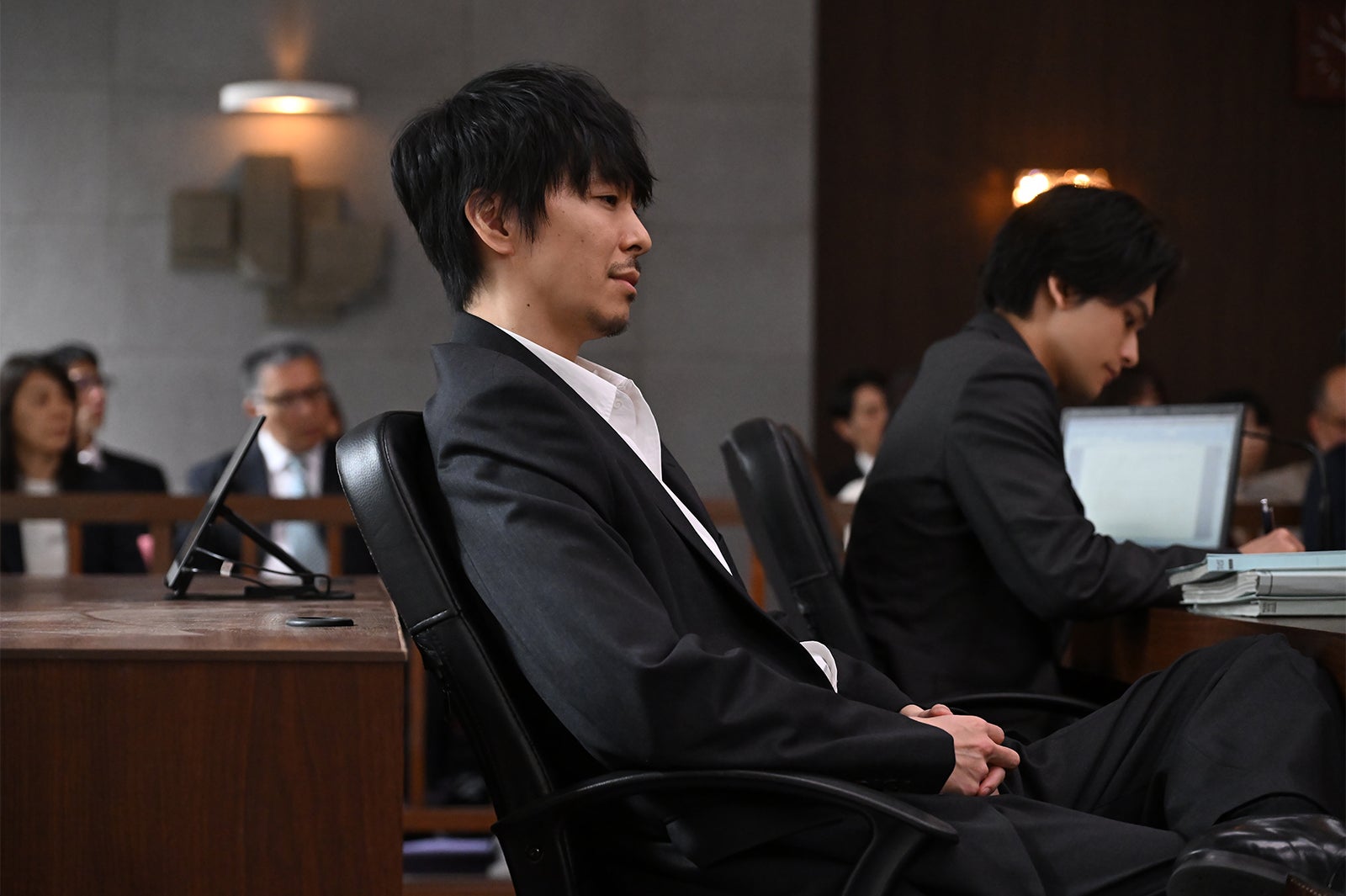 長谷川博己「アンチヒーロー」第3話より（C）TBS