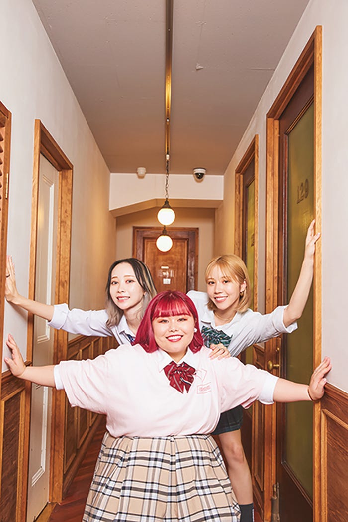 くれいじーまぐねっと「モデルプレスカウントダウンマガジン vol.6」(東京ニュース通信社/7月31日発売)