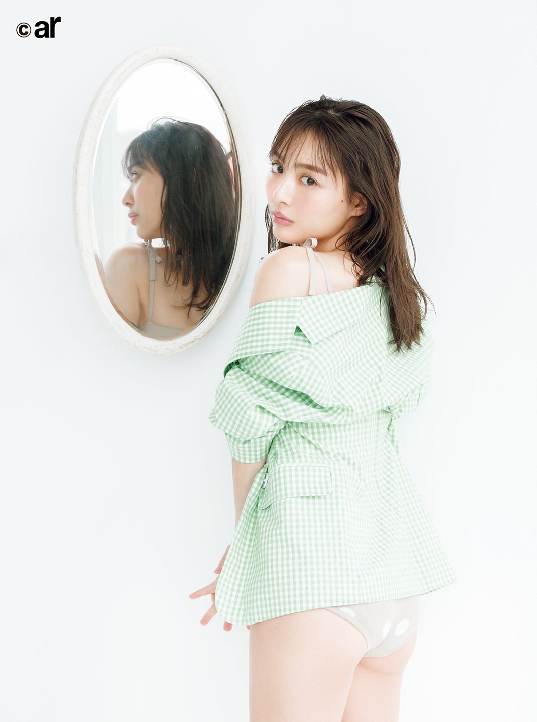 内田理央、ぷりんとキュートな美尻で魅了