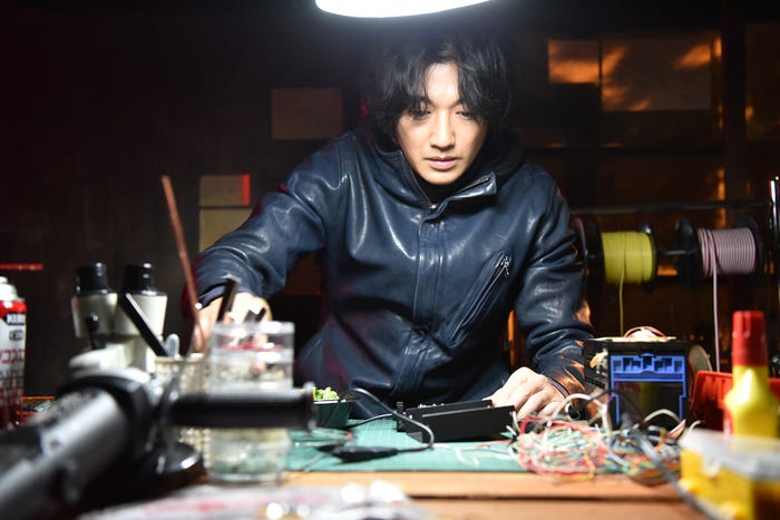 Anone ハリカ 広瀬すず 誘拐される 理市 瑛太 の目的は 第3話あらすじ モデルプレス Anone ハリカ 広瀬すず 誘拐される 理市 瑛太 の目的は 第3話あらすじ モデルプレス