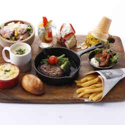 パーティメニュー「森の賑わい」(C)NIPPON ANIMATION CO.,LTD.