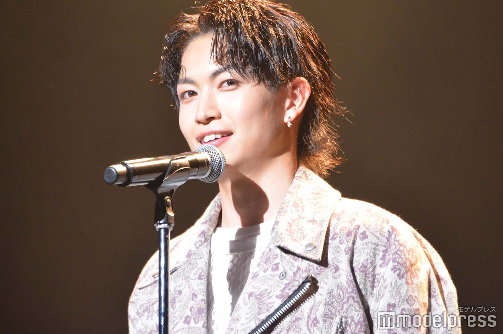 綱啓永（C）モデルプレス