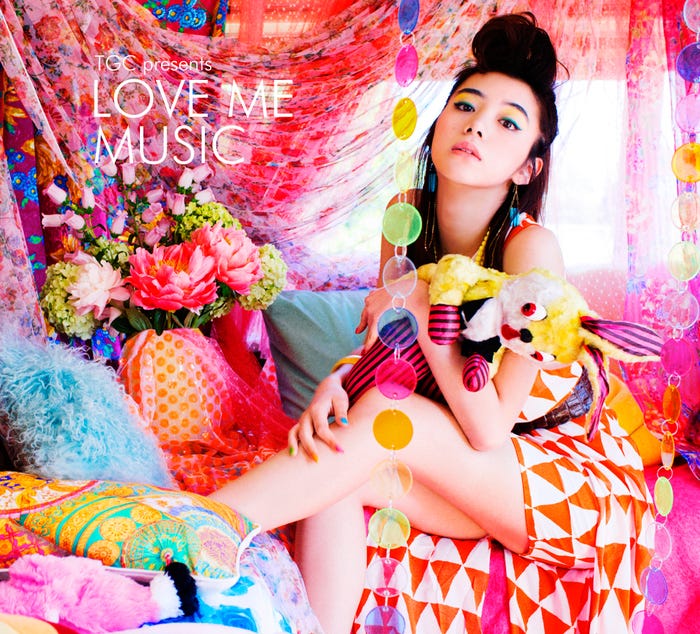 蜷川実花が撮り下ろした池田エライザのジャケット