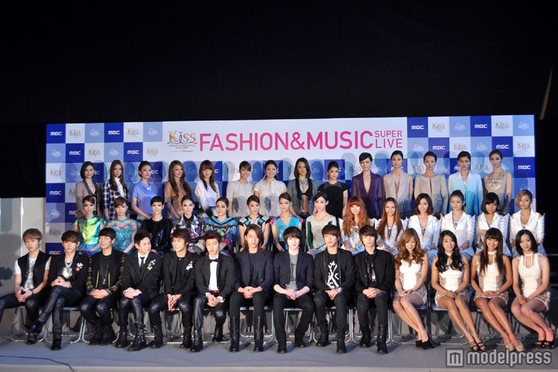 初の日韓合同ファッションイベント開幕！人気K-POPグループ、豪華モデル陣が会見に登場