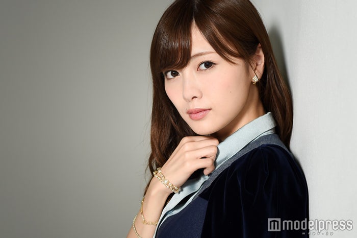 乃木坂46白石麻衣 初キスシーン を振り返る 自分でも少し意外 ファンに走った衝撃 メンバーの反応 演技への高い意欲 モデルプレスインタビュー モデルプレス 乃木坂46白石麻衣 初キスシーン を振り返る 自分でも少し意外 ファンに走った衝撃 メンバーの反応 演技への高い意欲 モデルプレスインタビュー モデルプレス