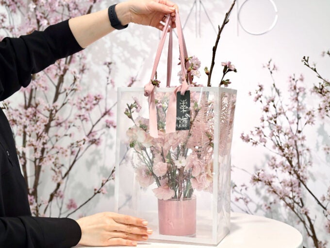 「MiMC」のフラワーレッスンが想像以上…春の花を束ねる癒しの時間とは？