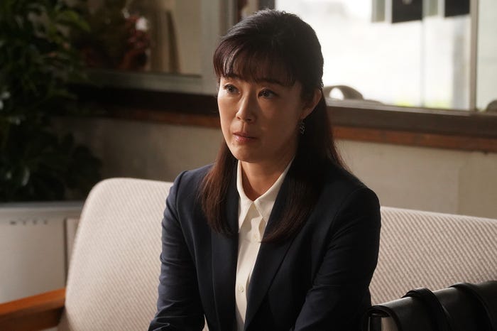 寺島しのぶ/「競争の番人」第8話より(C)フジテレビ