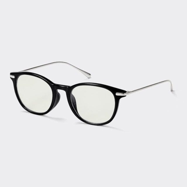 GU メンズコーデ イエロー×ネイビー 洗練カジュアル asuka イラスト GU メンズコーデ イエロー×ネイビー 洗練カジュアル asuka イラスト UVカットコンビネーションラウンドグラス