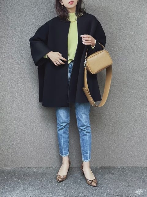 ユニクロ　uniqlo　レディース　おすすめ　オススメ　コスパ　2023　冬　デニム　デニムコーデ　ニット　コート　イエロー　パンプス