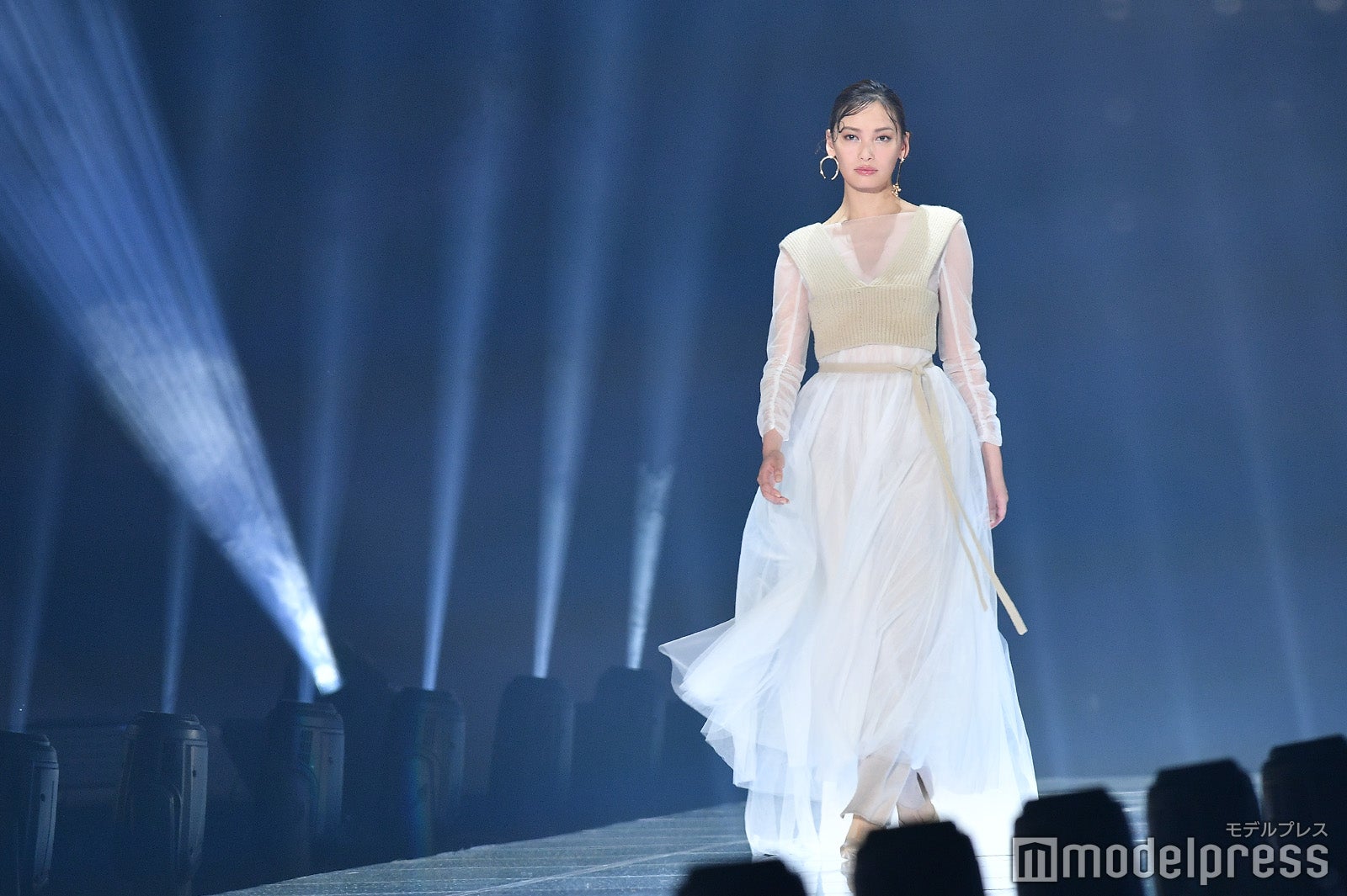 （C）モデルプレス