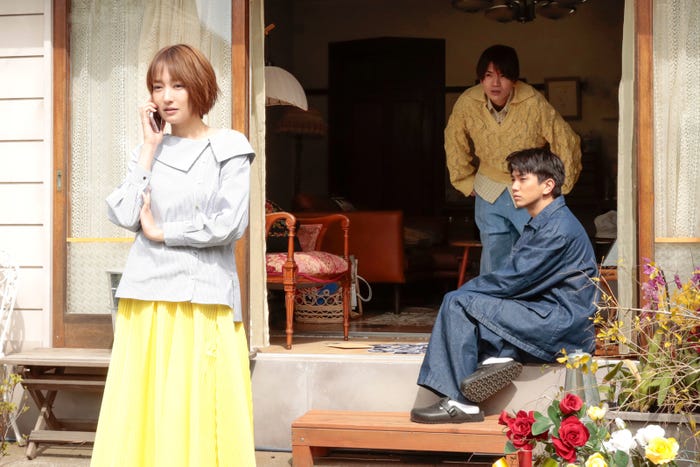 高梨臨、高地優吾、正門良規(C)テレビ朝日