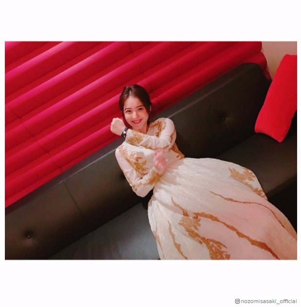 佐々木希、エレガントドレスで“人妻の美貌”放出「色気増した」「永遠に国宝級」