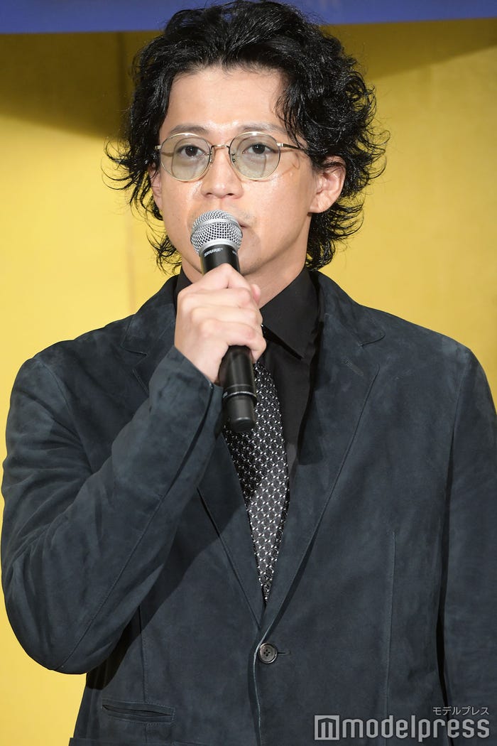 小栗旬(C)モデルプレス