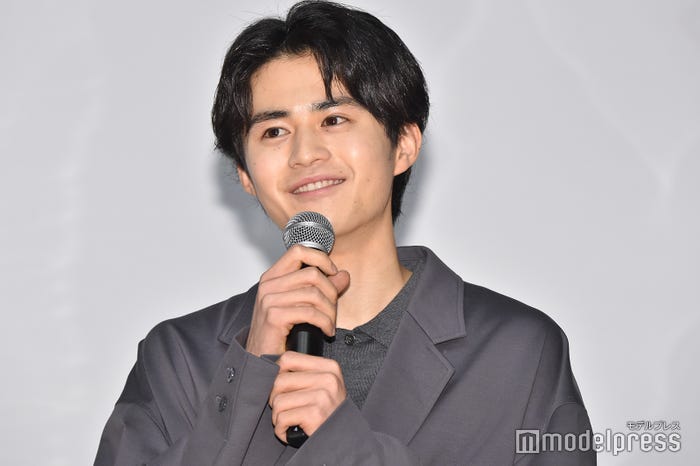 鈴鹿央士(C)モデルプレス