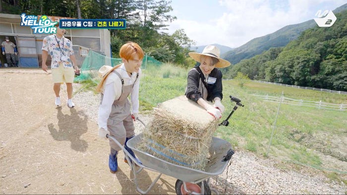 川西拓実、川尻蓮「JO1 HELL?O TOUR」(提供写真)