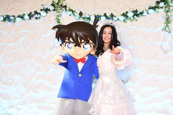 コナンくん、倉木麻衣 (C)️青山剛昌/小学館・読売テレビ・TMS 1996