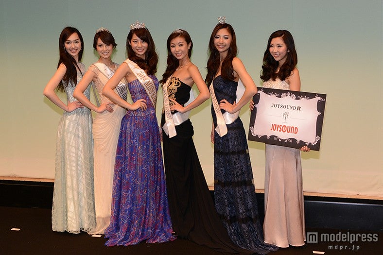 左より／宗心晴菜さん（特別賞）、杉浦亜衣さん（2位）、永田怜奈さん（1位）、若尾綾香さん（3位）、角田香澄さん（4位）、西村優奈さん（特別賞）