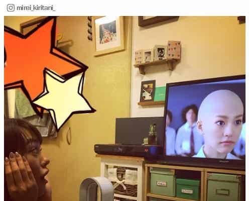 桐谷美玲、自分の坊主姿を凝視 「ヒロイン失格」トレンド席巻の反響