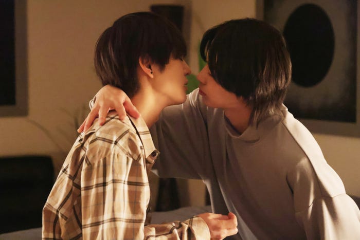 豊田裕大、奥野壮「コスメティック・プレイラバー」第5話(C)楢島さち・libre/NBCユニバーサル・エンターテイメントジャパン