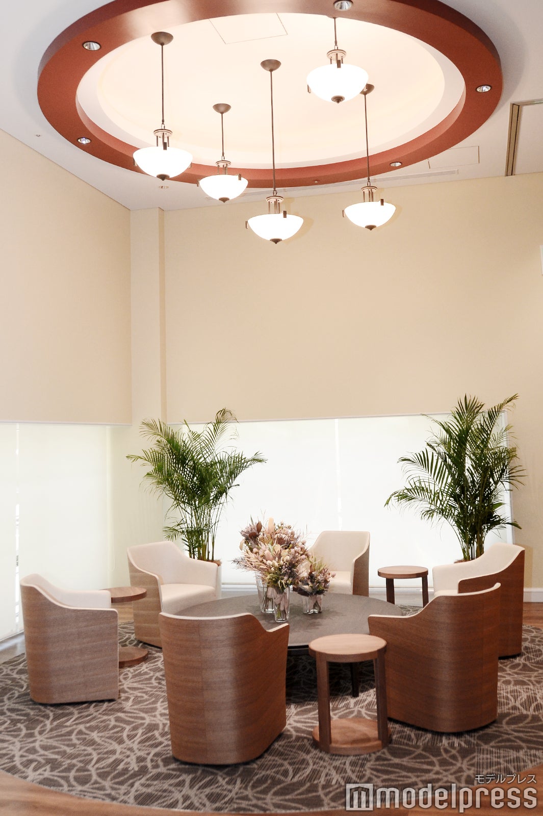 VIP ラウンジ（C）モデルプレス