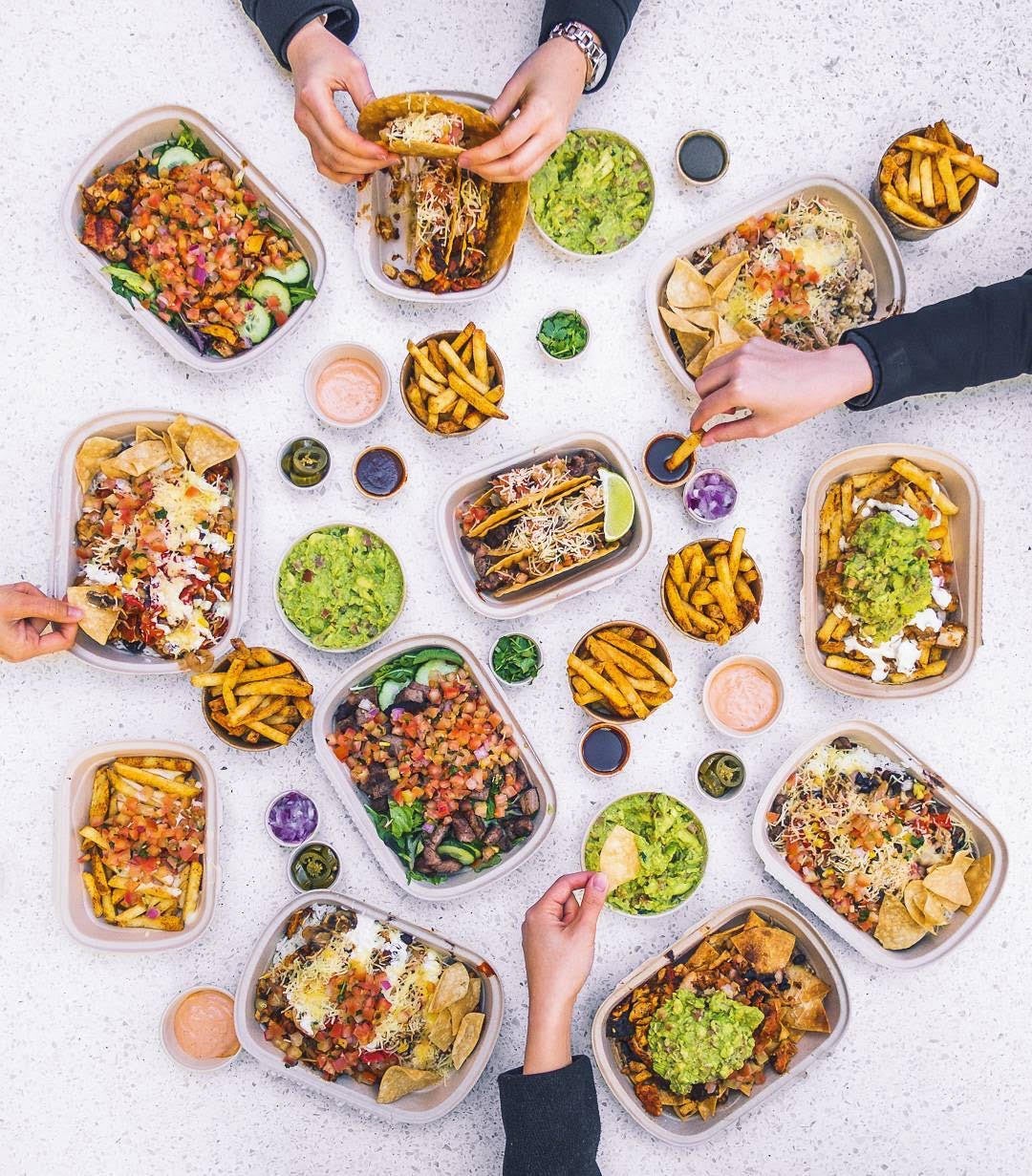 Guzman y Gomezフード／画像提供：TRANSIT GENERAL OFFICE