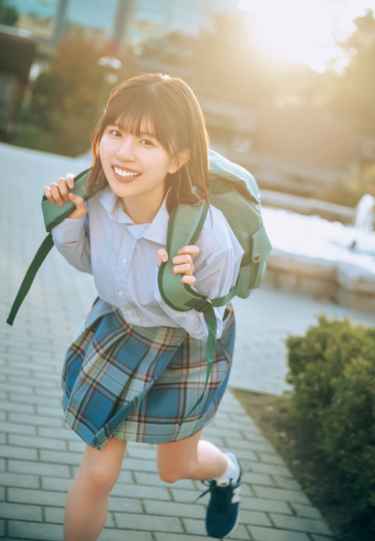 松田好花 1st写真集 『振り向いて』 アザーカット ミニブック