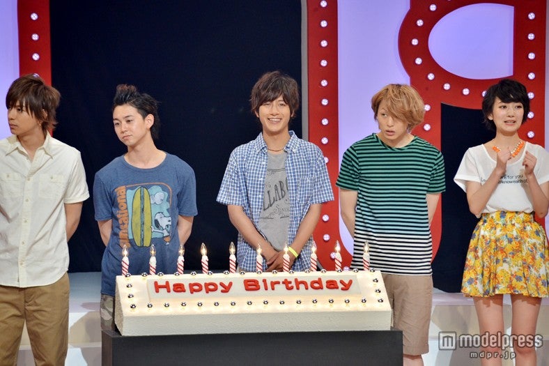 （左から）三浦翔平、柳下大、溝端淳平、荒木宏文、波瑠