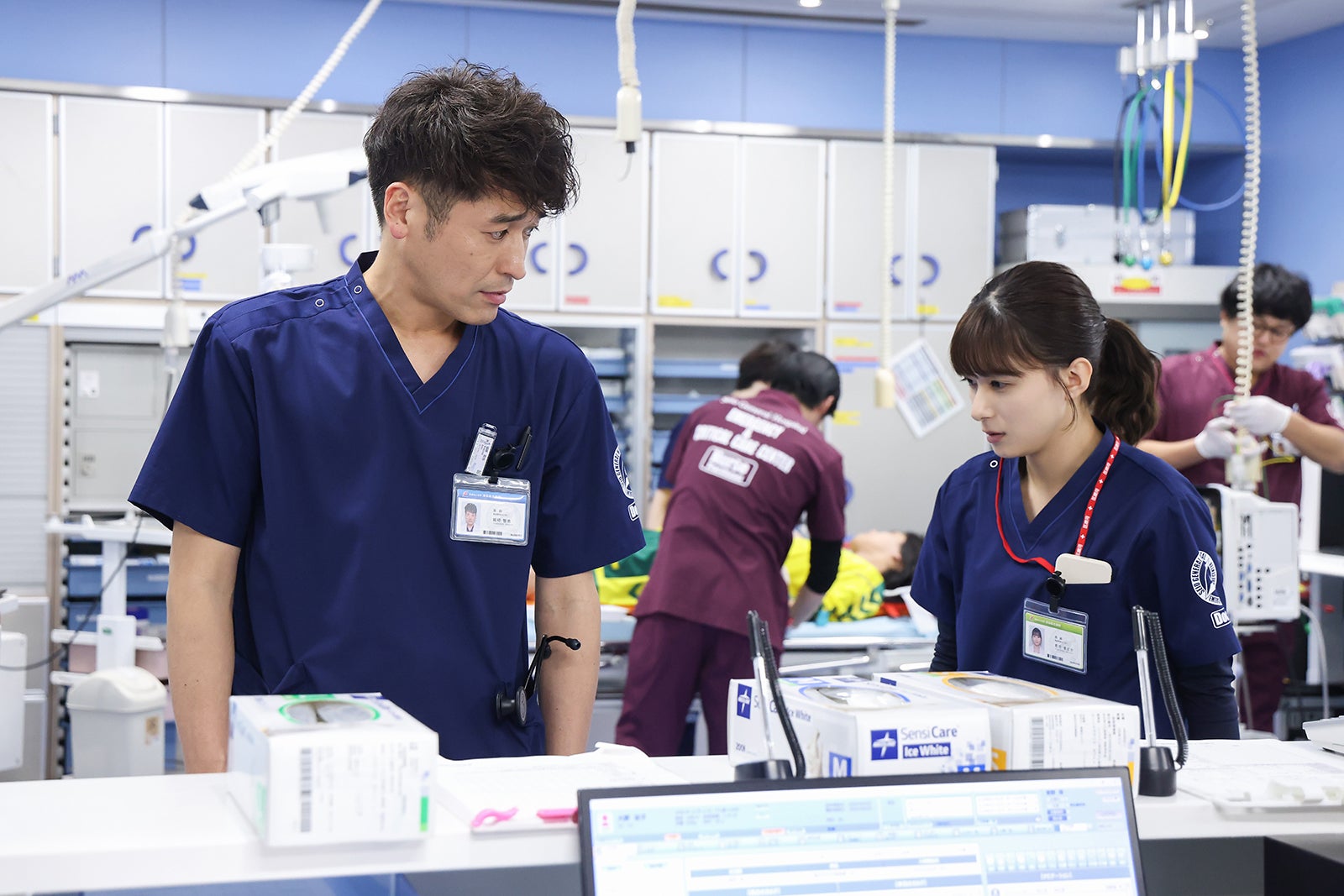 佐藤隆太、芳根京子「まどか26歳、研修医やってます！」第5話（C）TBS